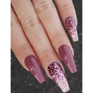 Meet your Posher, Alison